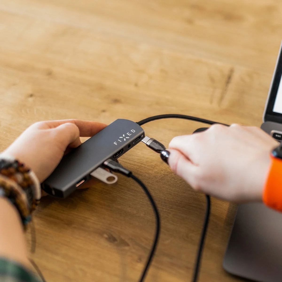 FIXED opletený kabel USB-C/USB-C 100 W (1,2 m)